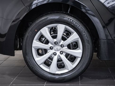 Used 2024 Toyota Corolla LE image 9