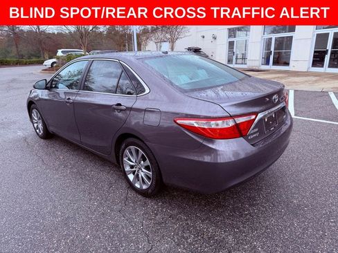 Used 2016 Toyota Camry XLE image 5