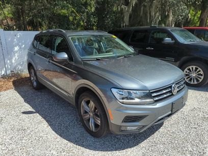 Used 2020 Volkswagen Tiguan SEL w/ Tiguan Two-Row MDO Package