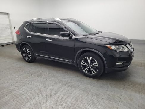 Used 2017 Nissan Rogue SL image 11