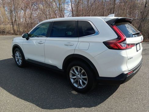 Used 2024 Honda CR-V EX image 5