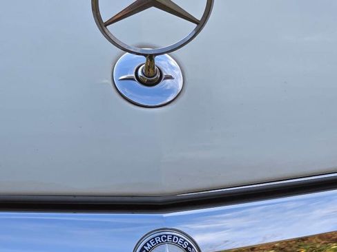 Used 2012 Mercedes-Benz E 350 BlueTEC Sedan image 28