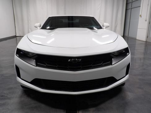 Used 2021 Chevrolet Camaro LT w/ RS Package RWD image 5
