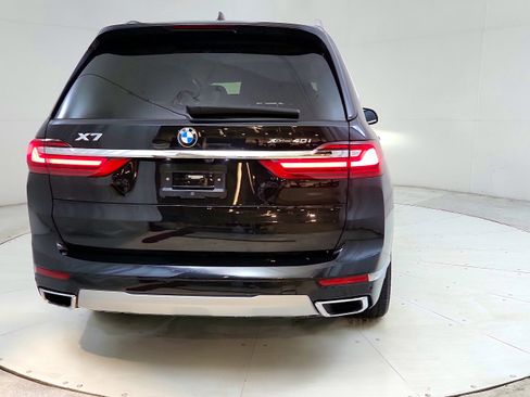 Used 2022 BMW X7 xDrive40i w/ Premium Package AWD/4WD image 6