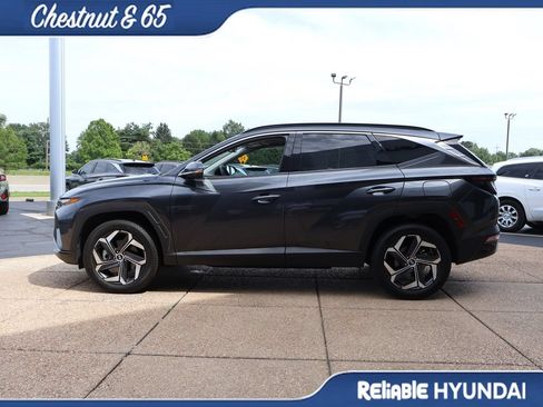 Certified 2023 Hyundai Tucson Limited AWD/4WD image 3