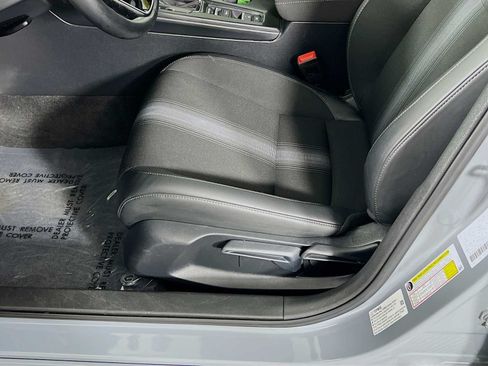 Used 2025 Honda Civic Sport image 19