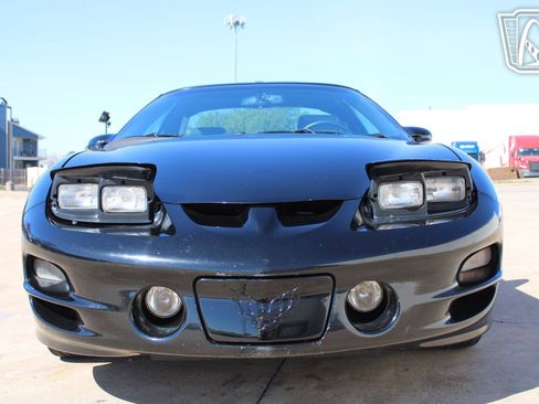 Used 1999 Pontiac Firebird Formula w/ Security Pkg RWD image 4