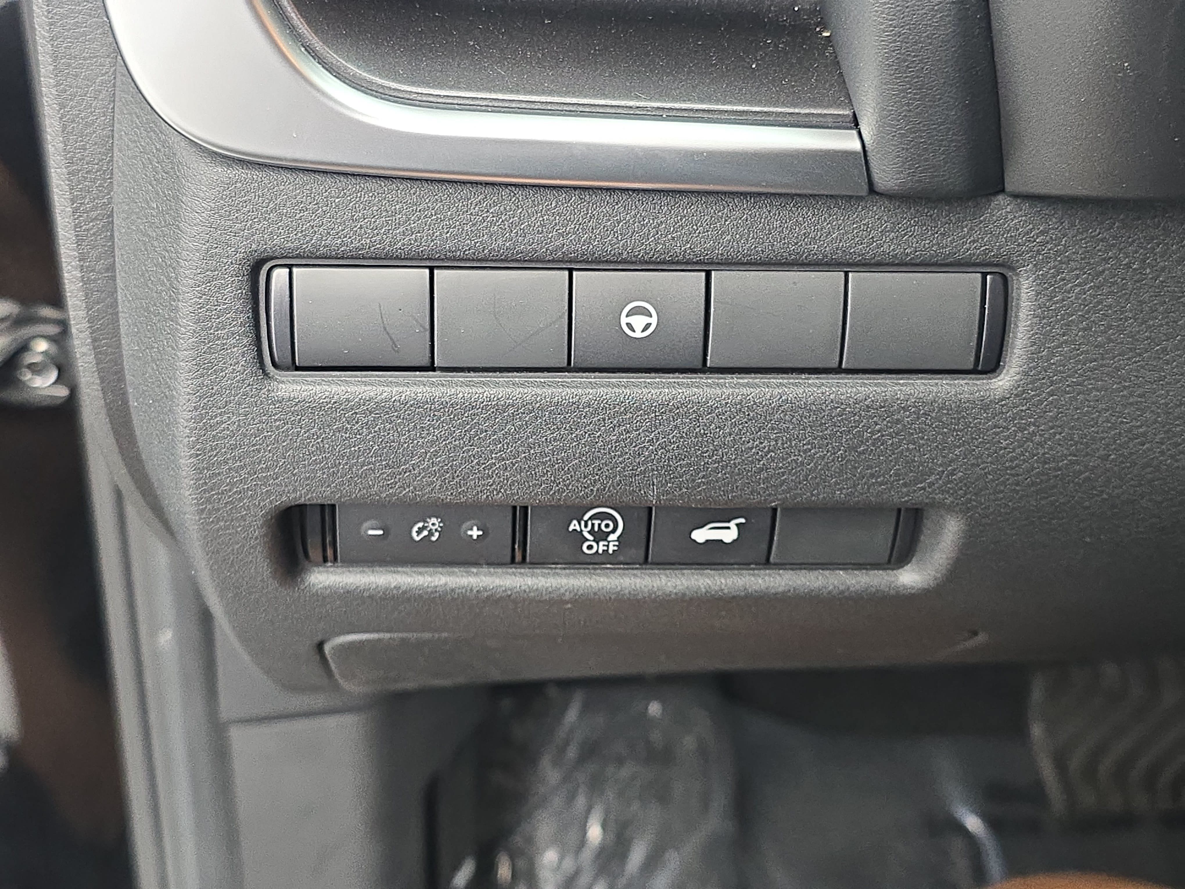 Certified 2023 Nissan Rogue SV w/ SV Premium B Package AWD/4WD image 26