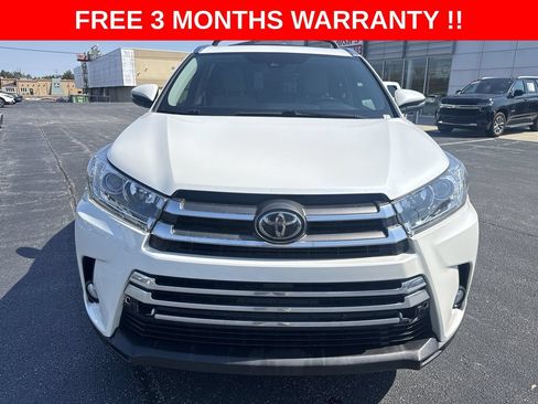 Used 2017 Toyota Highlander Limited w/ Carpet Mat Package AWD/4WD image 39