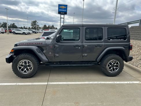 Used 2018 Jeep Wrangler Unlimited Rubicon AWD/4WD image 1