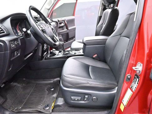 Used 2023 Toyota 4Runner 40th Anniversary SE AWD/4WD image 15