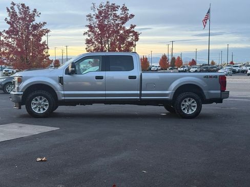Used 2020 Ford F250 XLT image 4
