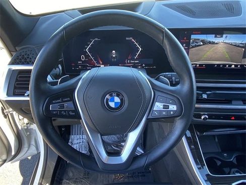 Certified 2024 BMW X5 xDrive40i w/ Premium Package image 25