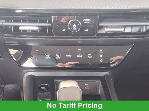 New 2026 Nissan Kicks SR image 14