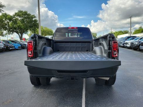 Used 2025 RAM 3500 Tradesman AWD/4WD image 10