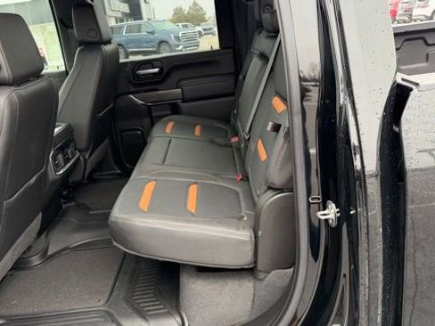 Used 2022 GMC Sierra 2500 AT4 w/ Gooseneck/5TH Wheel Package image 16