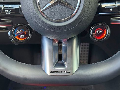 Used 2024 Mercedes-Benz GLC 43 AMG 4MATIC image 25