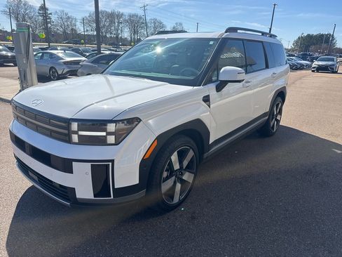 Certified 2025 Hyundai Santa Fe Limited image 1