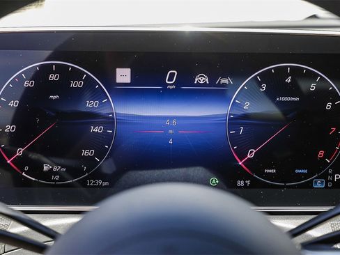 Used 2024 Mercedes-Benz CLE 300 4MATIC Coupe image 25