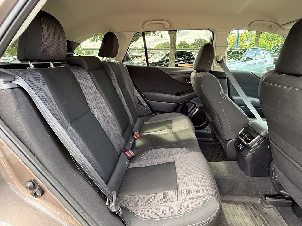 Certified 2024 Subaru Outback Premium AWD/4WD image 25