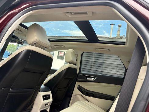 Used 2020 Ford Edge Titanium w/ Equipment Group 301A image 15
