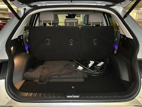 Used 2024 Hyundai Ioniq 5 Limited image 6