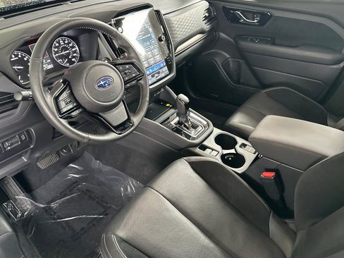 Used 2025 Subaru Forester Touring image 10