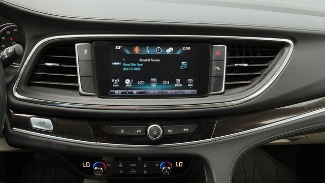 Used 2018 Buick Enclave Essence FWD image 16