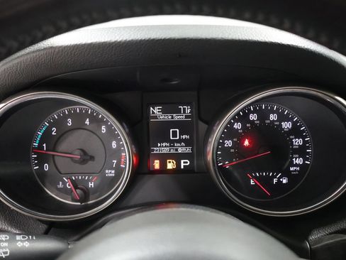 Used 2013 Jeep Grand Cherokee Laredo AWD/4WD image 37