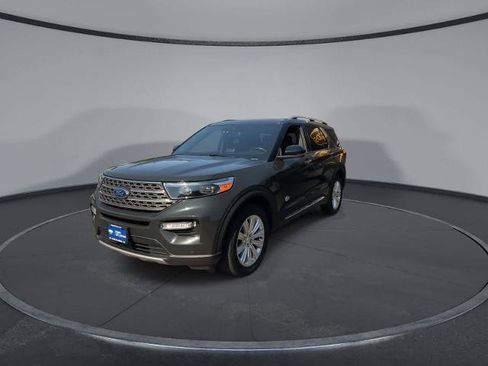 Certified 2022 Ford Explorer King Ranch w/ Technology Package AWD/4WD image 4