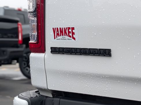 Used 2022 RAM 1500 Big Horn w/ Night Edition AWD/4WD image 12