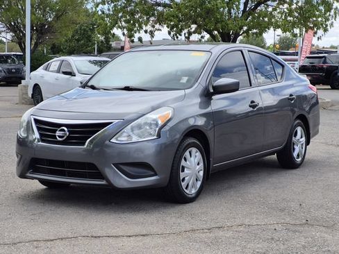 Used 2019 Nissan Versa S Plus FWD image 2
