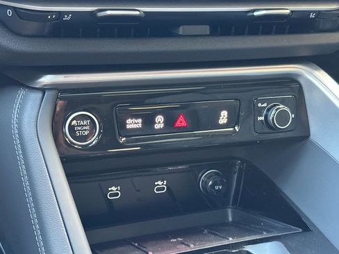 New 2025 Audi Q5 Premium Plus AWD/4WD image 17