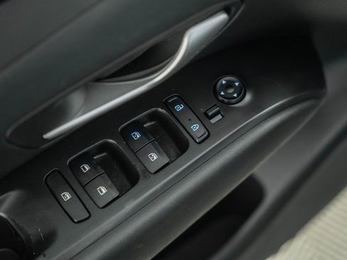 Used 2022 Hyundai Santa Cruz SEL image 38