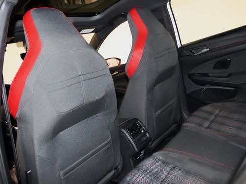 Used 2022 Volkswagen GTI SE image 47