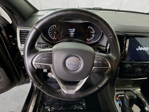 Used 2021 Jeep Grand Cherokee Limited AWD/4WD image 22