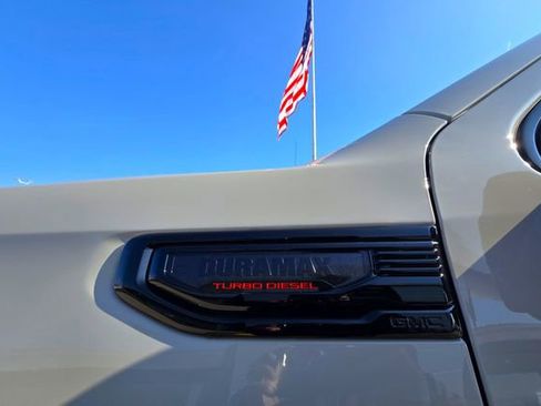 New 2026 GMC Sierra 1500 AT4 w/ AT4 Premium Package AWD/4WD image 33