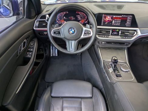 Used 2021 BMW 330i Sedan w/ M Sport Package RWD image 16
