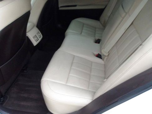 Used 2016 Lexus ES 350 w/ Luxury Package w/Wood Trim FWD image 17