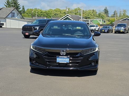 Used 2022 Honda Accord Sport image 3