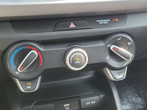 Used 2022 Kia Rio LX FWD image 27