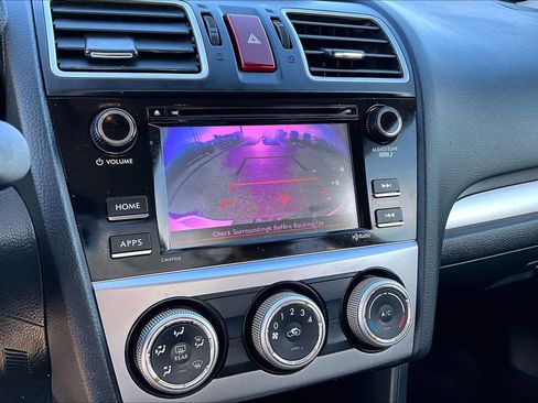 Used 2017 Subaru Crosstrek 2.0i Premium w/ Moonroof Package image 27