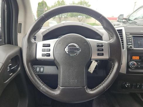 Used 2018 Nissan Frontier PRO-4X AWD/4WD image 14