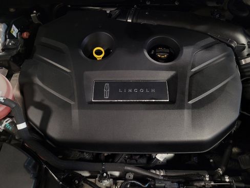 Used 2017 Lincoln MKC Reserve AWD/4WD image 30