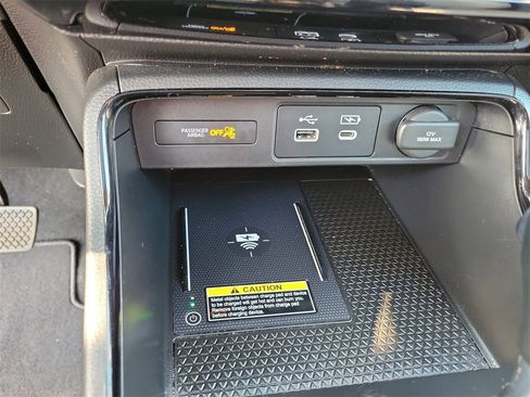 Used 2024 Honda CR-V EX-L image 36