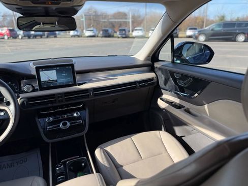 Used 2022 Lincoln Corsair AWD w/ Equipment Group 101A image 19