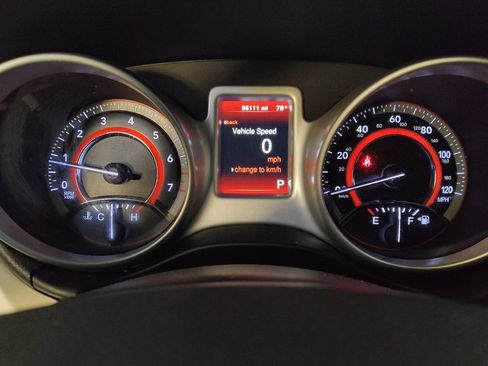 Used 2019 Dodge Journey SE FWD image 23