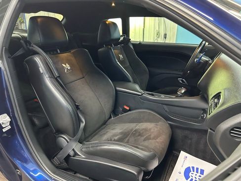 Used 2017 Dodge Challenger R/T Scat Pack w/ Leather Interior Group image 35