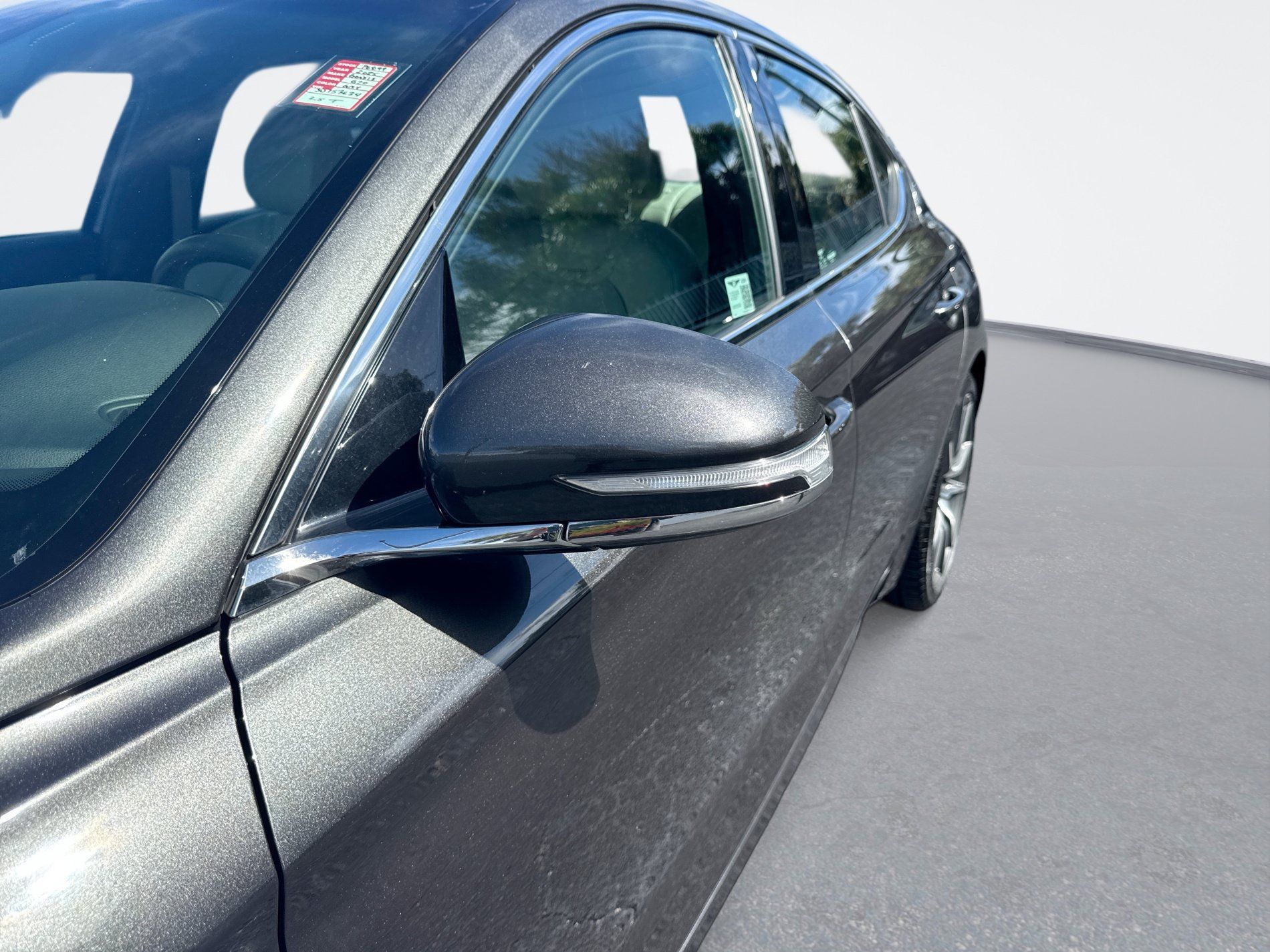 Used 2025 Genesis G70 2.5T AWD/4WD image 12