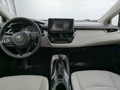 Used 2022 Toyota Corolla LE FWD image 23